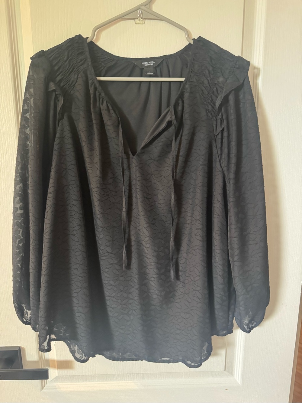 Simply Vera Vera Wang Black Textured Tie-Neck Blouse